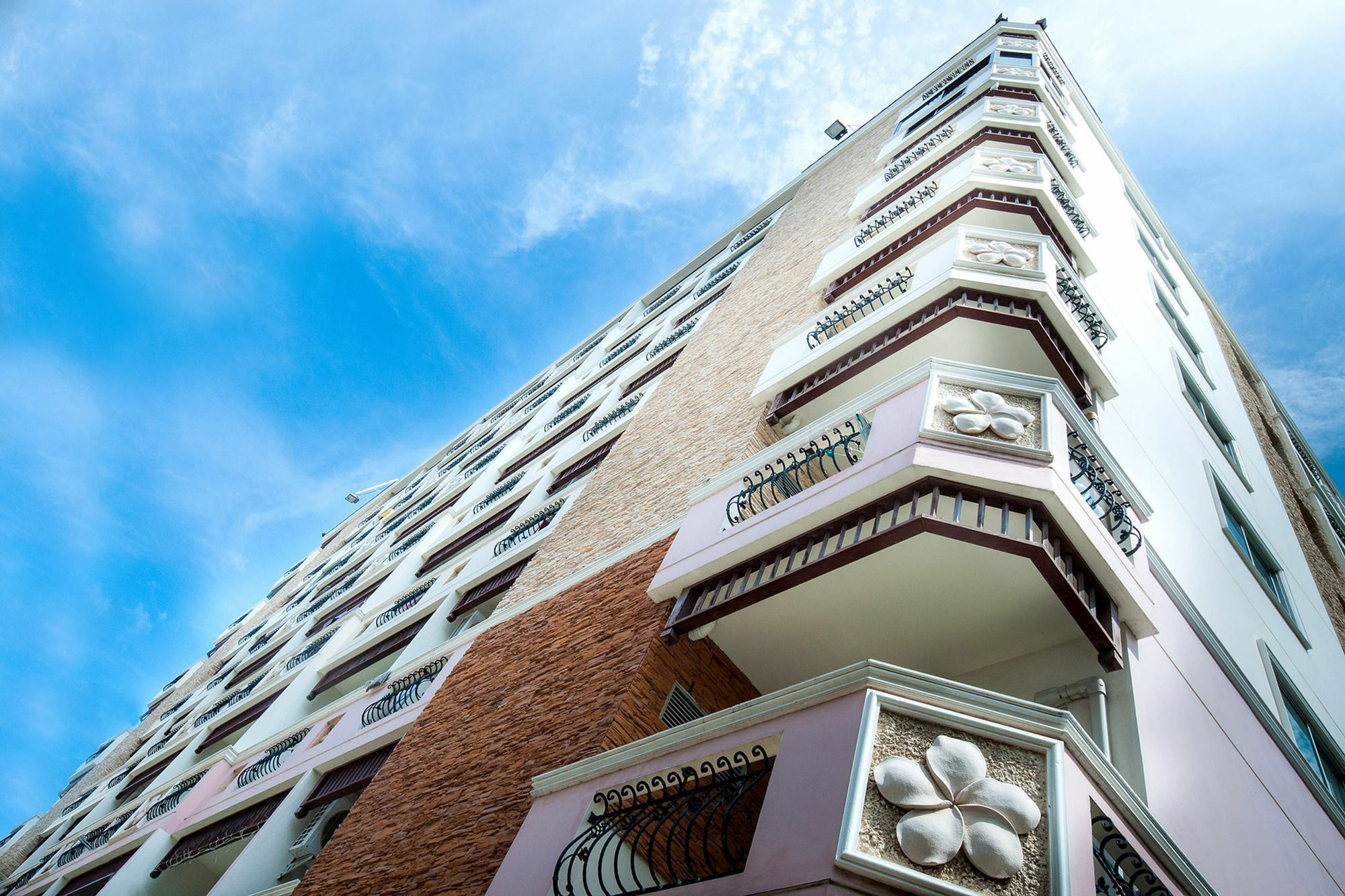Sa-Bai-Dee Condo Τσον Μπουρί Εξωτερικό φωτογραφία